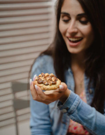 Cookie gourmand criollos avec noisettes, caramel et vanille, Criollos confiserie pâtisserie à La Rochelle